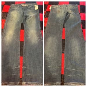 NWT Citizens of Humanity Ric Rac #109 stretch B306
Low waist flare jeans size 32